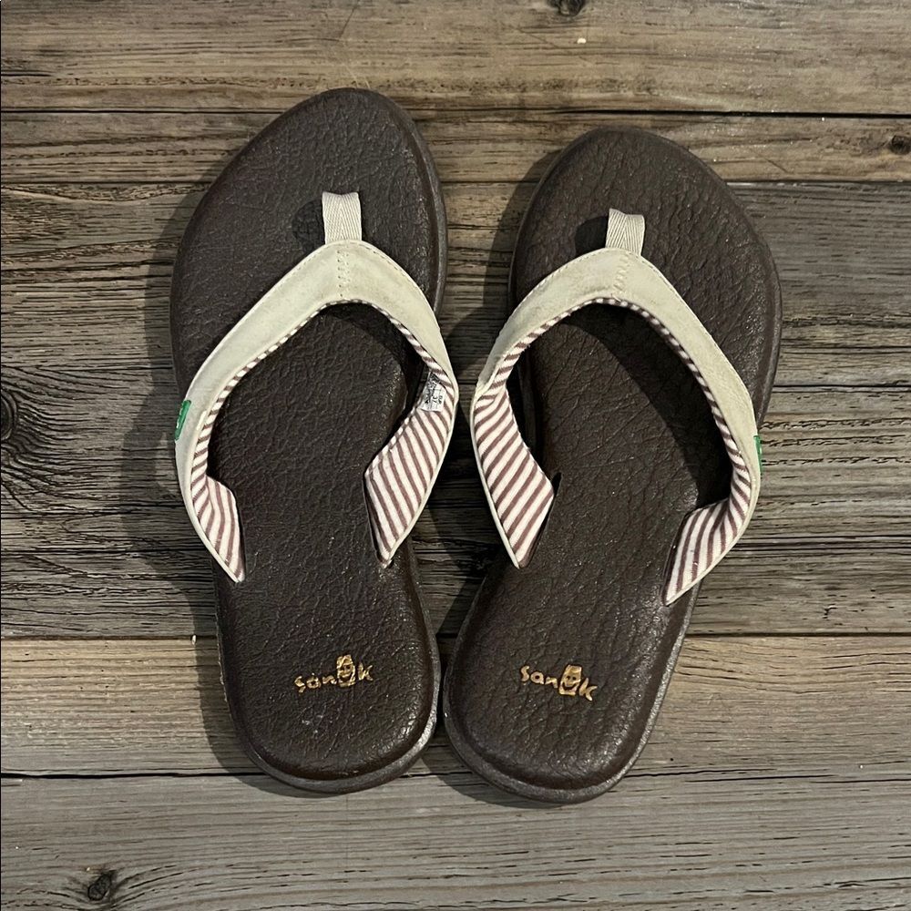 Sanuk Brown and Cream Sandals